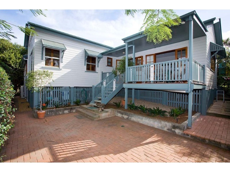 19 Gerler Street, Bardon QLD 4065