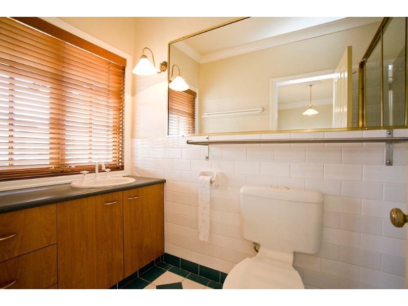 18 Blythe Street, Kelvin Grove QLD 4059