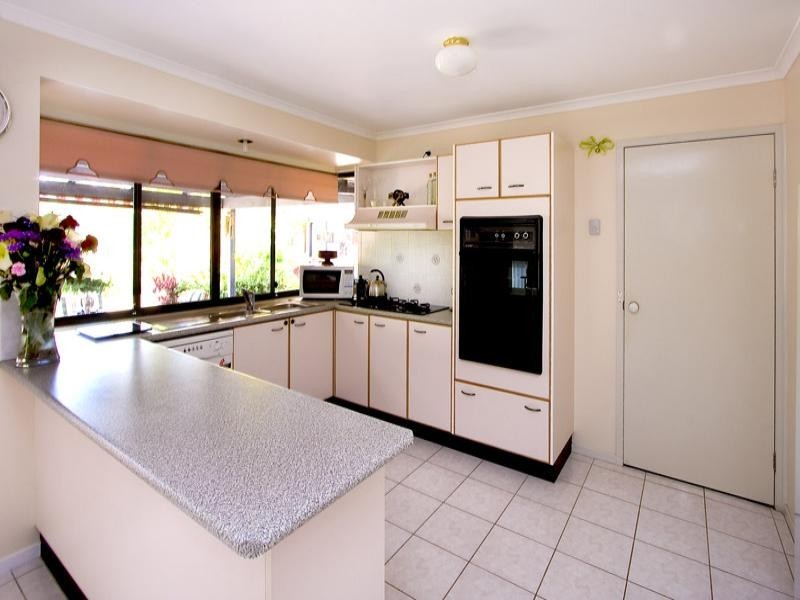 21 Hilltop Crescent, Alexandra Hills QLD 4161