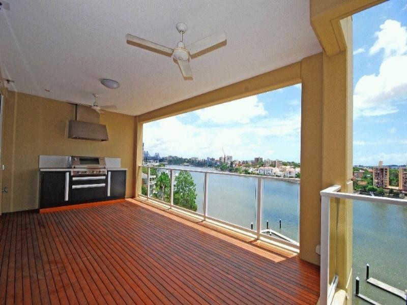 39 Castlebar Street, Kangaroo Point QLD 4169
