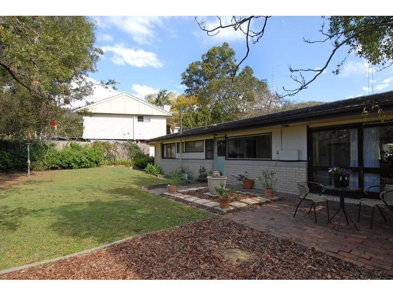 8 Ridgeway Street, The Gap QLD 4061