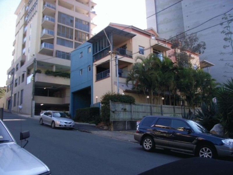 1/115 Berry Street, Spring Hill QLD 4000