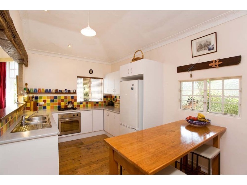 17 Gray Street, Newmarket QLD 4051