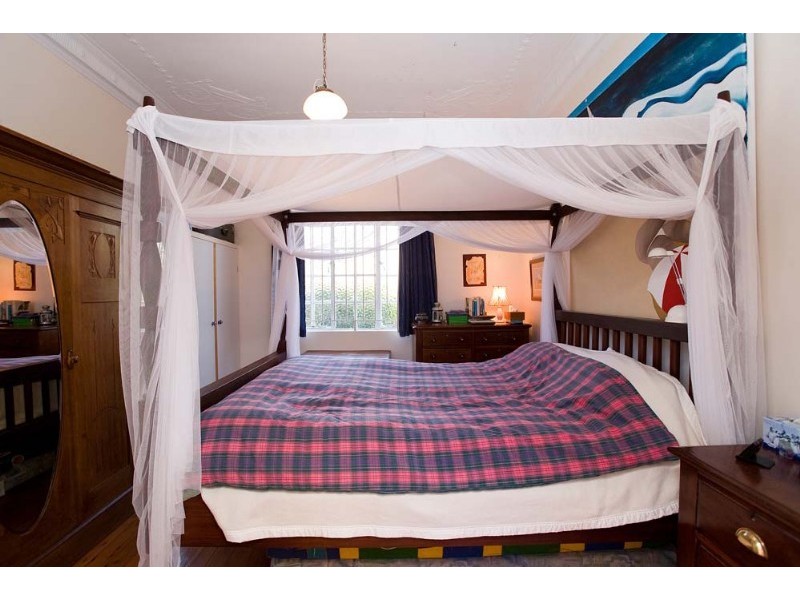 17 Gray Street, Newmarket QLD 4051