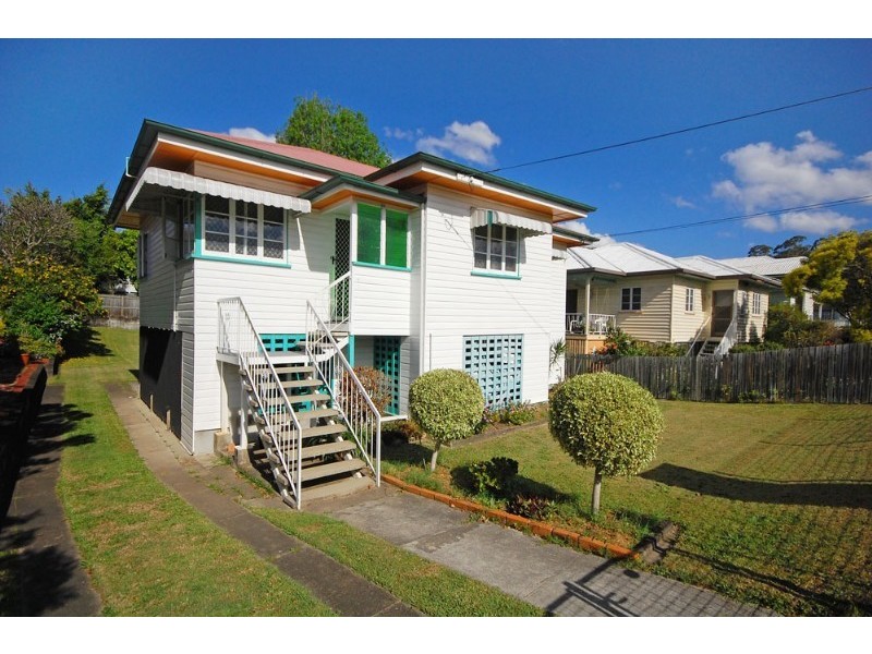 58 Pear Street, Greenslopes QLD 4120
