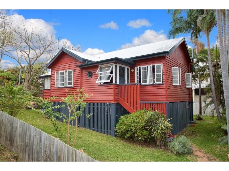 2 Gray Street, Red Hill QLD 4059