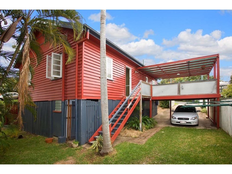 2 Gray Street, Red Hill QLD 4059
