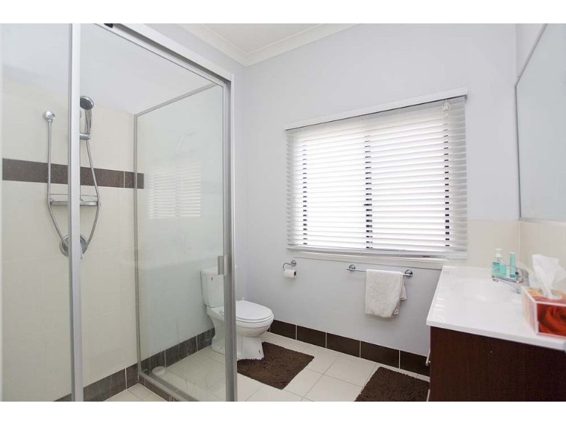 2/287 Waterworks Road, Ashgrove QLD 4060