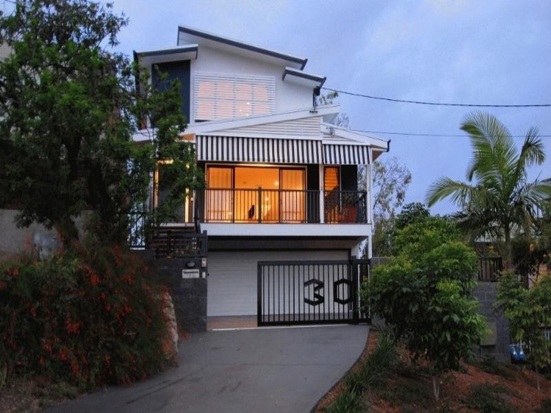 30 Ruskin Street, Taringa QLD 4068