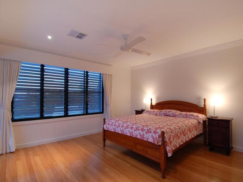 30 Ruskin Street, Taringa QLD 4068