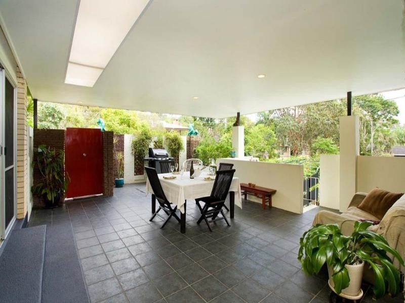 4 Nuffield Street, Bardon QLD 4065