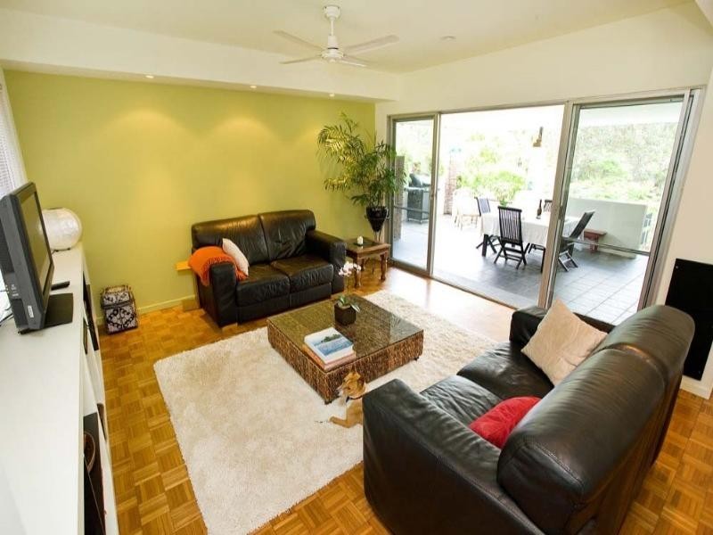 4 Nuffield Street, Bardon QLD 4065