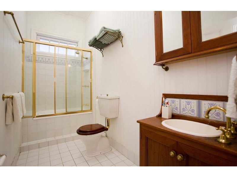 51 Lintern Street, Red Hill QLD 4059