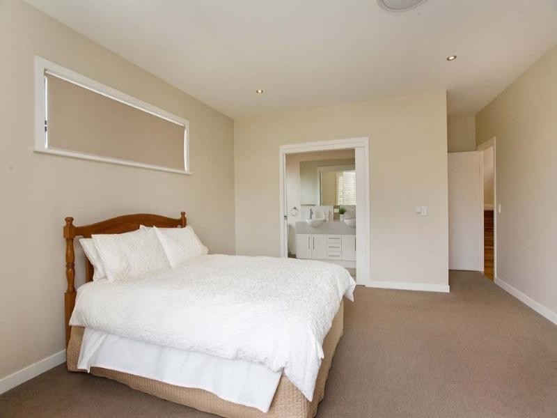 58 Canberra Drive, Ashgrove QLD 4060