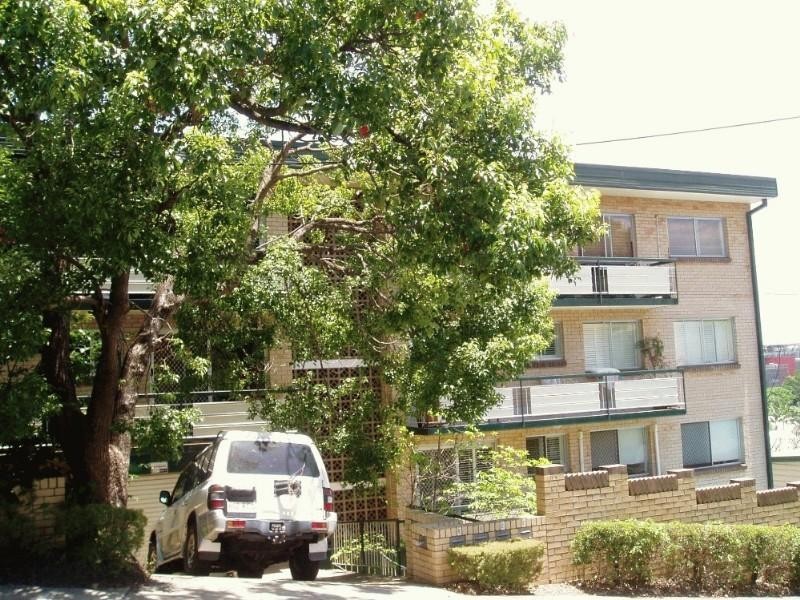 3/18 Wellington Street, Brisbane QLD 4000