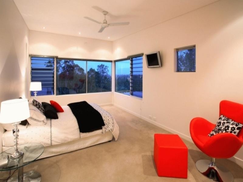 46 Outlook Crescent, Bardon QLD 4065