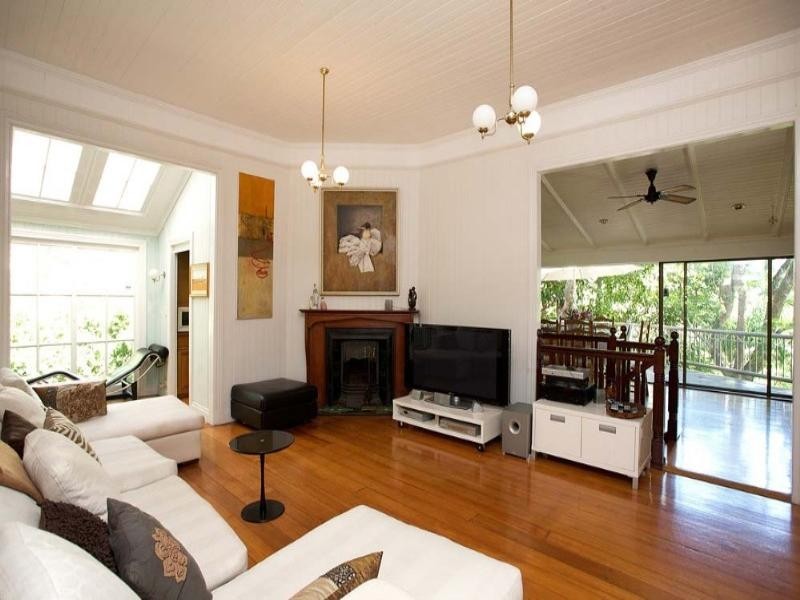 106 Simpsons Road, Bardon QLD 4065