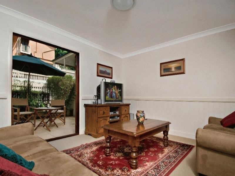 2/37 Bellavista Terrace, Paddington QLD 4064