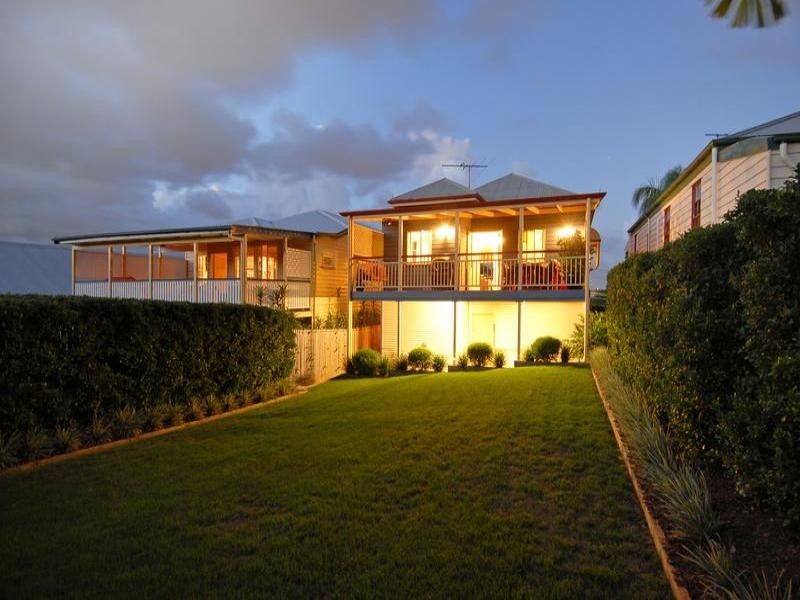 28 Coronation Street, Bardon QLD 4065