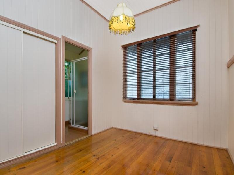 10 Aldridge Street, Auchenflower QLD 4066