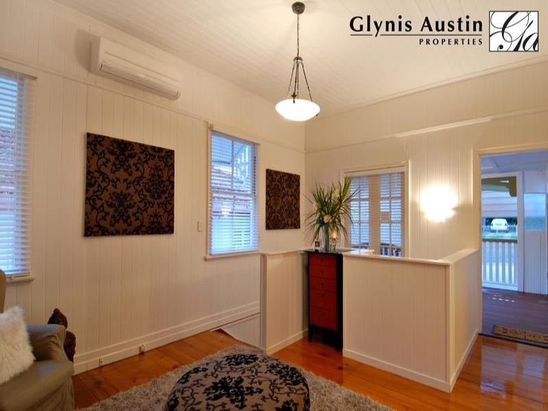 91 Taringa Parade, Indooroopilly QLD 4068