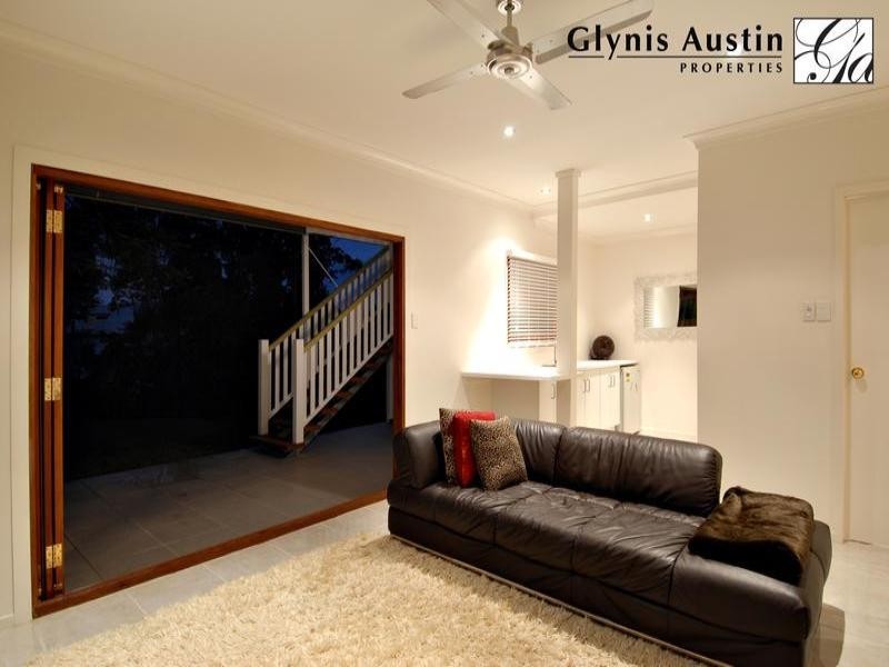 91 Taringa Parade, Indooroopilly QLD 4068