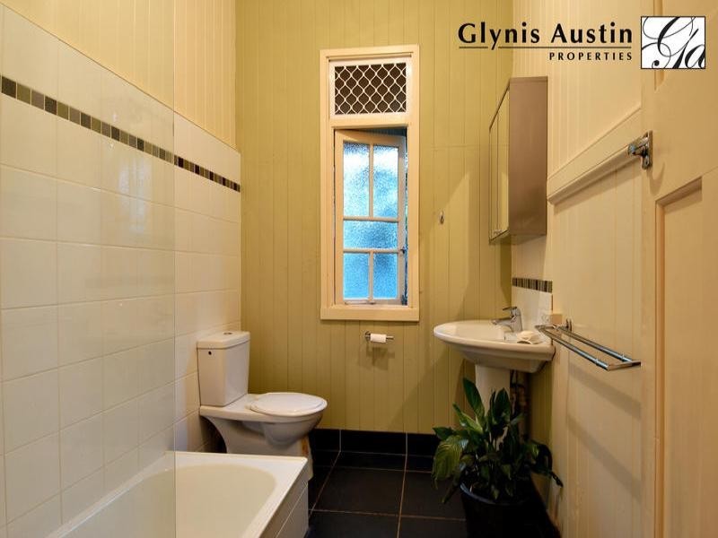 24 Drynan Street, Paddington QLD 4064