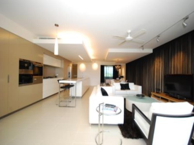 90-94 Wynnum Road, Norman Park QLD 4170