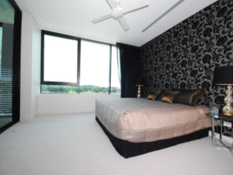 90-94 Wynnum Road, Norman Park QLD 4170