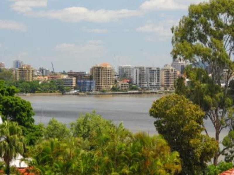 90-94 Wynnum Road, Norman Park QLD 4170