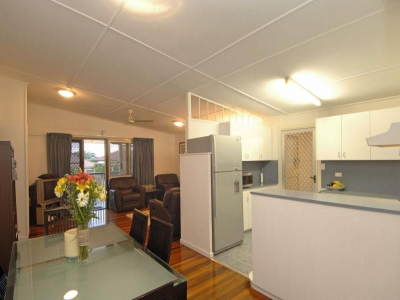 3 Walkers Drive, Balmoral QLD 4171