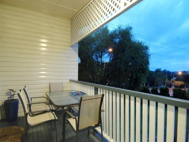 3 Walkers Drive, Balmoral QLD 4171