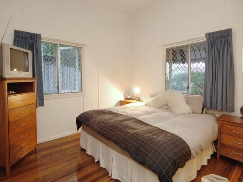 3 Walkers Drive, Balmoral QLD 4171