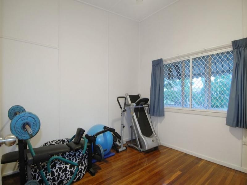 3 Walkers Drive, Balmoral QLD 4171