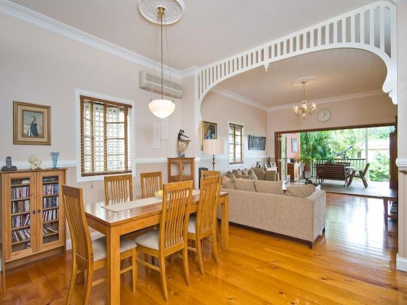 32 Coronation Street, Bardon QLD 4065