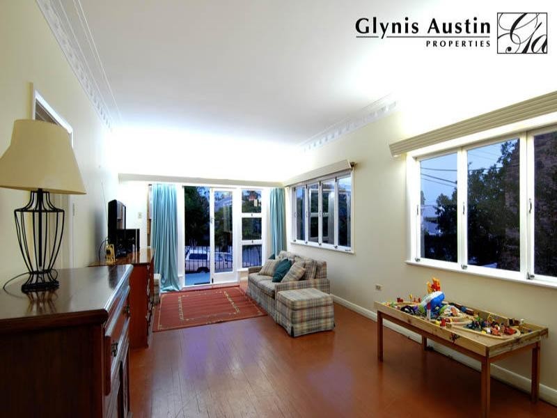 20 Wellington Road, Red Hill QLD 4059