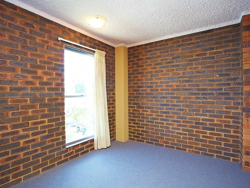 8/70 Butterfield Street, Herston QLD 4006