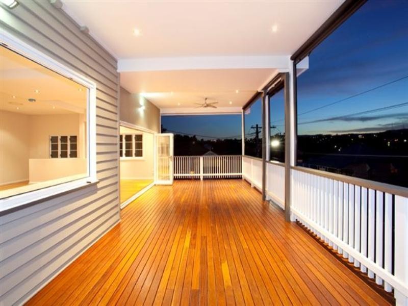 4 Kent Street, Red Hill QLD 4059