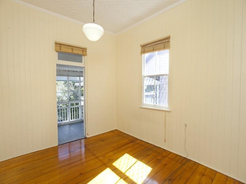 27 Hayward Street, Paddington QLD 4064