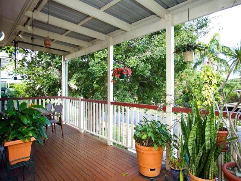 22 Greenlaw Street, Indooroopilly QLD 4068