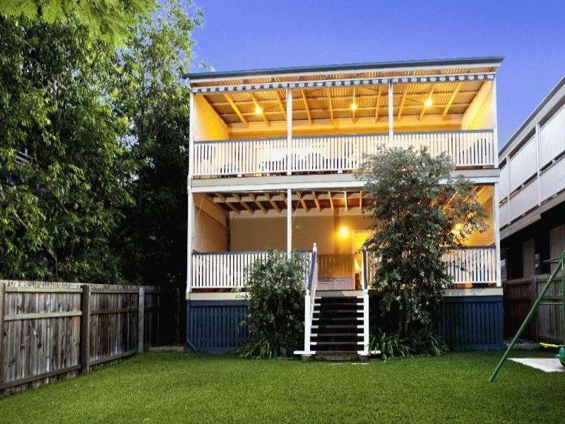 23 Bangalla Street, Auchenflower QLD 4066