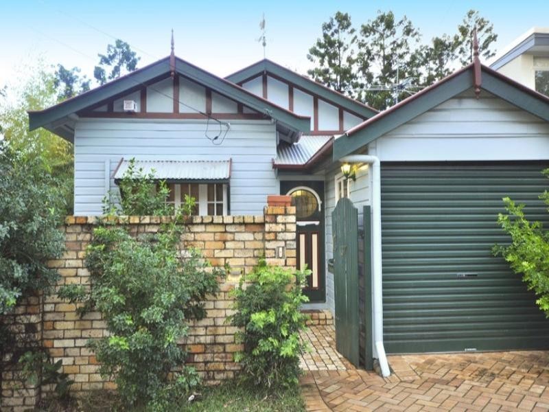 37 Windsor Road, Red Hill QLD 4059