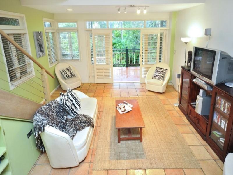 37 Windsor Road, Red Hill QLD 4059