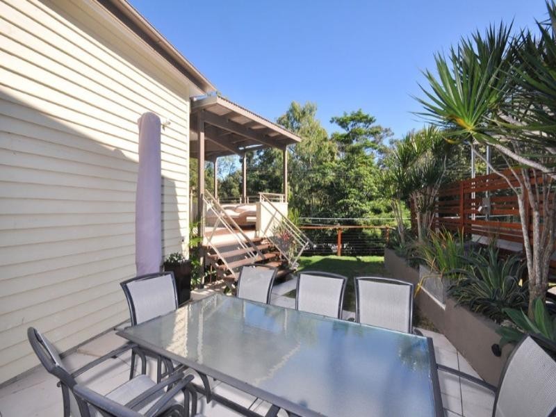 Bardon QLD 4065