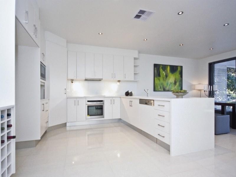 30 Susan Street, Red Hill QLD 4059