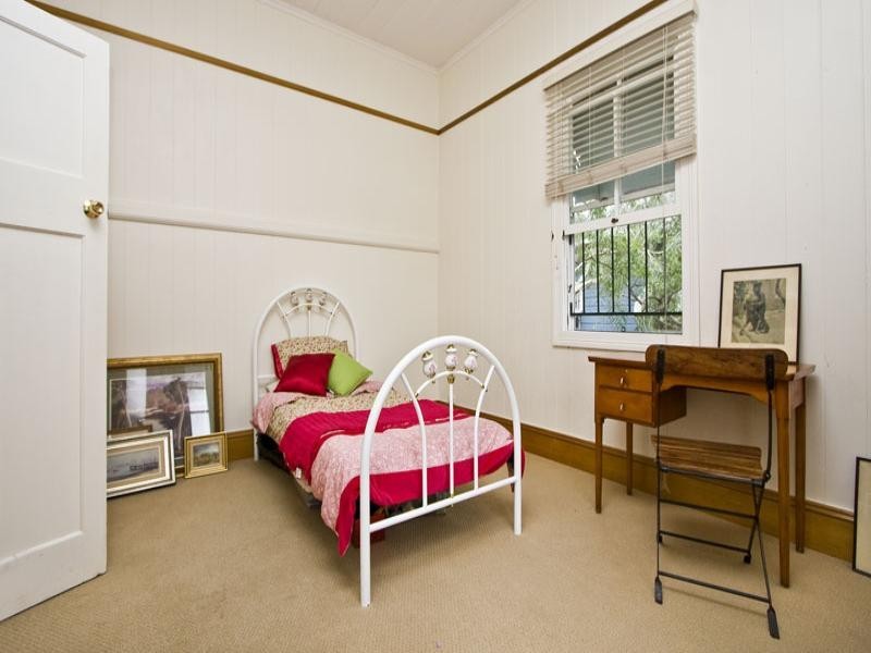 27 Vale Street, Kelvin Grove QLD 4059
