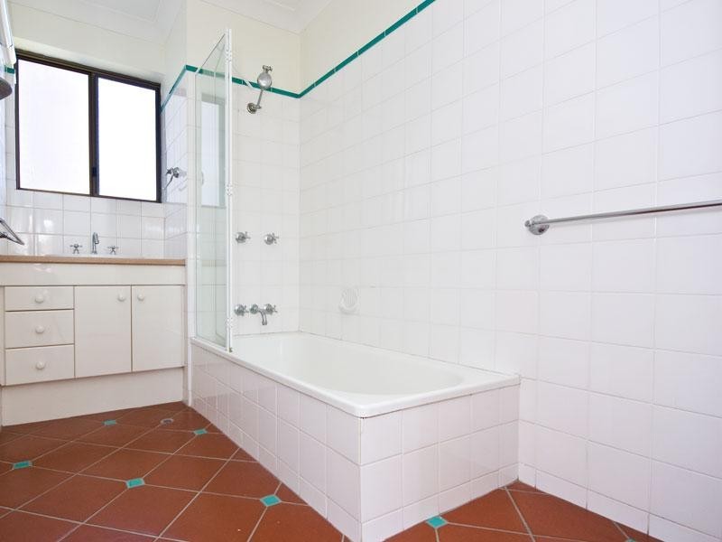 10/12 Bryce Street, St Lucia QLD 4067