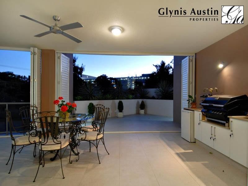 1/52 Underhill Avenue, Indooroopilly QLD 4068