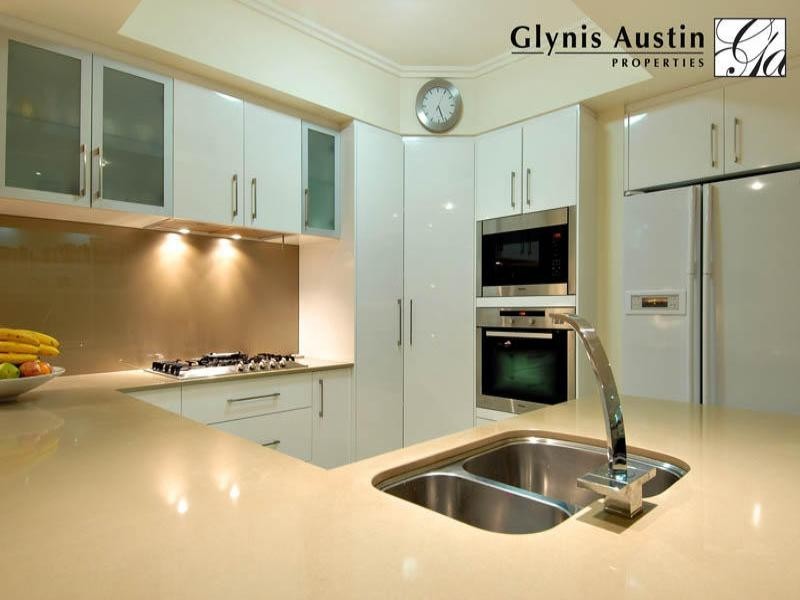 1/52 Underhill Avenue, Indooroopilly QLD 4068