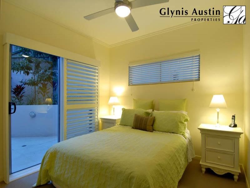 1/52 Underhill Avenue, Indooroopilly QLD 4068